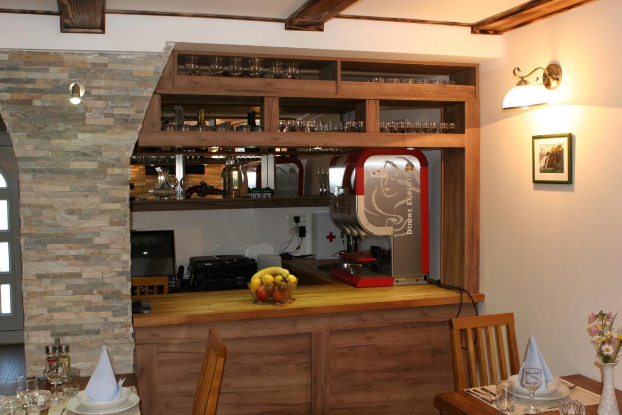 Bed and Breakfast Millenium House 1 Езерца Экстерьер фото